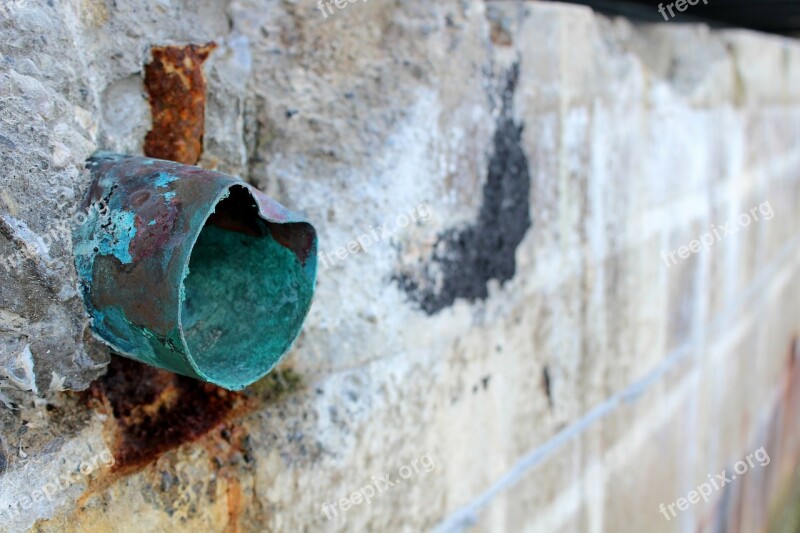 Copper Green Wall Stone Pipe