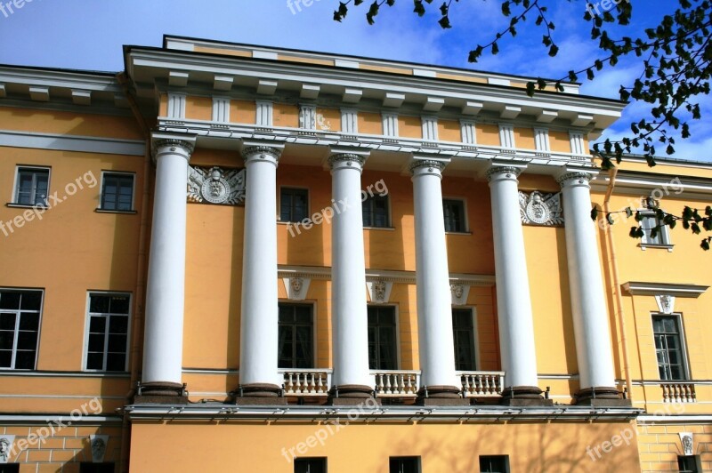 Building Historic Yellow Pillars White