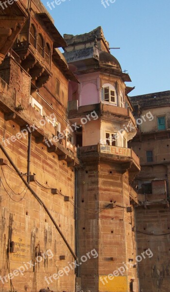 Building Ancient Old Varanasi Brick