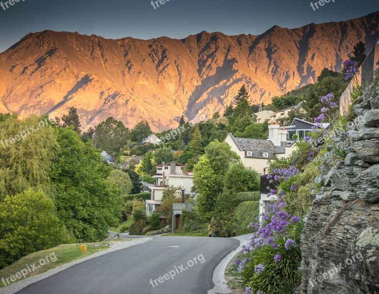 Peace Park Lake Wapatiku Queenstown New Zealand Mountains