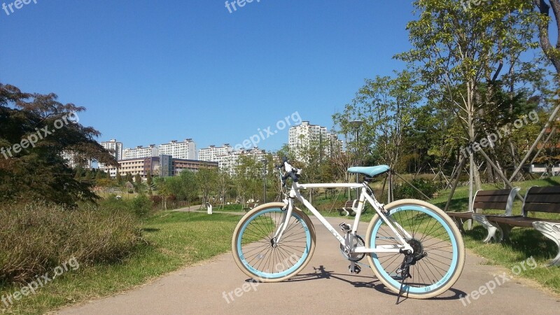 Bike Park Riding Free Photos