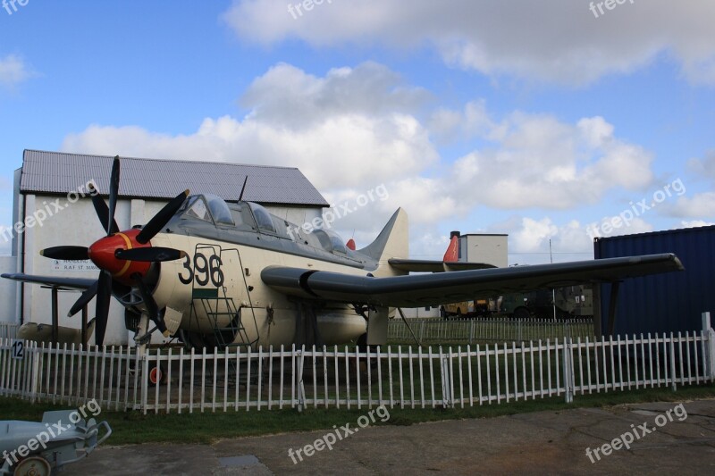 Museum Aircraft Memorial Air Force Vintage