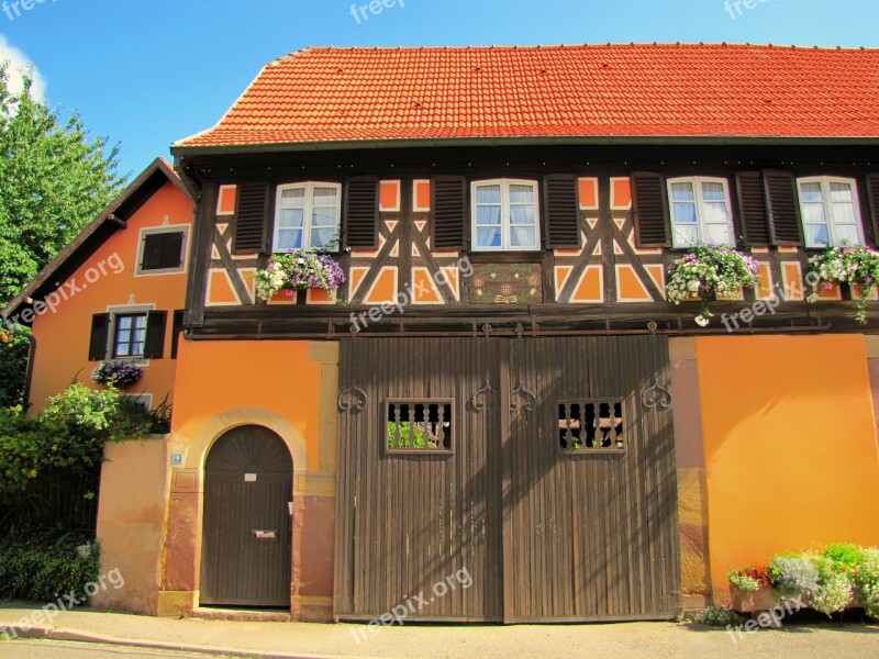 Berstett France Town Towns Building