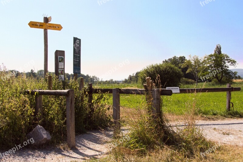 Outdoor Summer Away Walk Rest