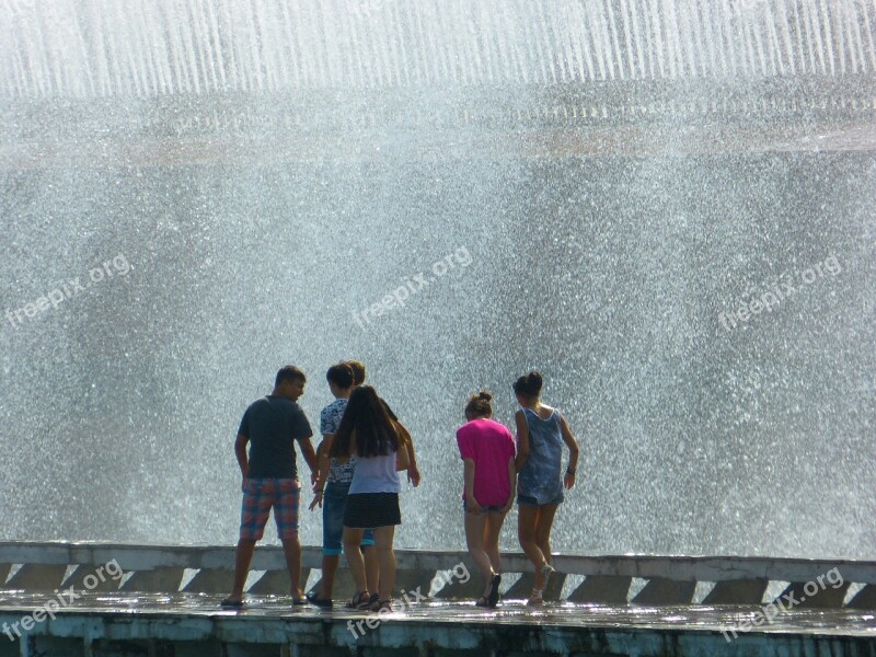 Water Refresh Cool Wet Fountain