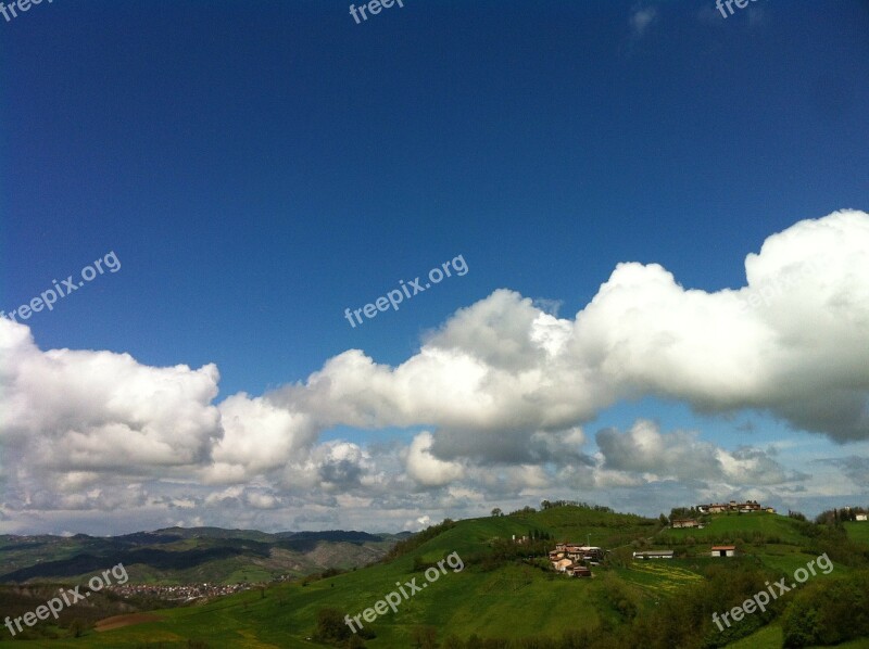 Pigneto Landscape Hill Low Flying Clouds Free Photos