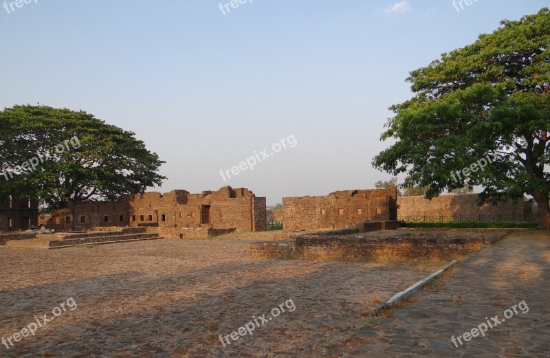 Kittur Fort Fort Ramparts Ruins Kittur