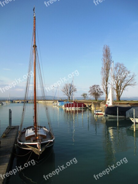 Ship Sailing Vessel Einmaster Beautiful Wooden Mast