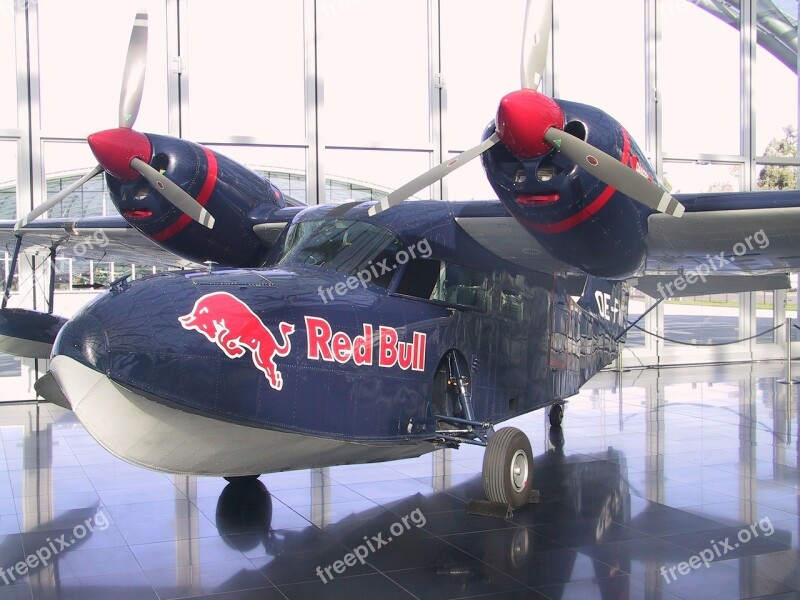 Red Bull Aircraft Propeller Flyer Exhibition