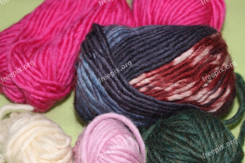 Wool Hand Labor Cat's Cradle Colorful Tinker