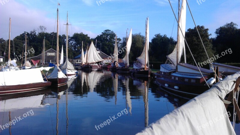 Sailing Hunter's Yard Ludham Water Sailboat