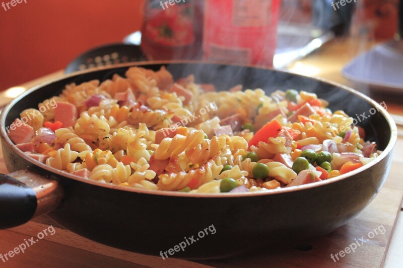 Pan Noodles Fry Up Sear Cook