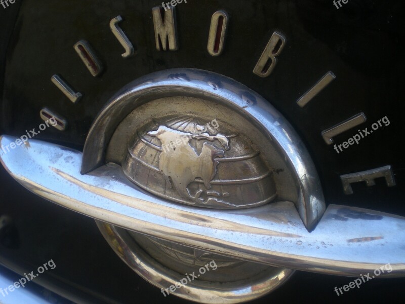 Oldtimer Oldsmobile Cuba Chrome Logo