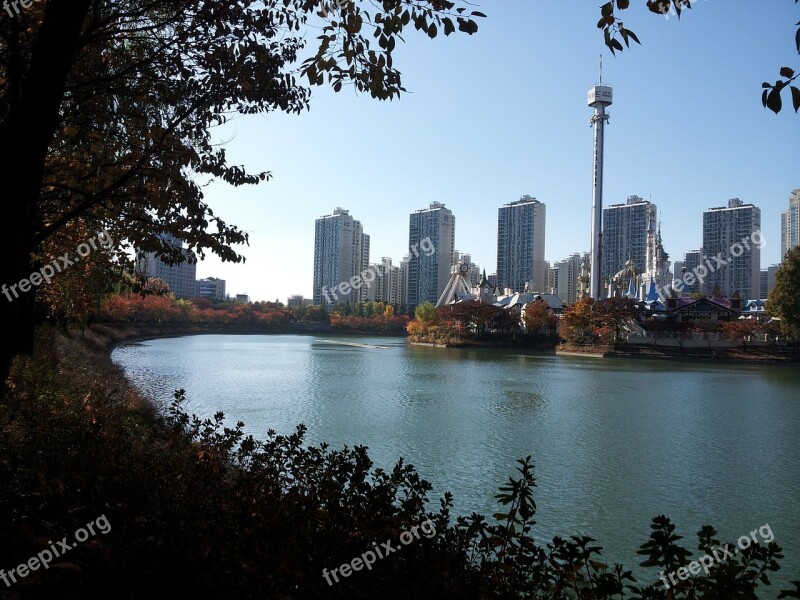 Seokchon Lake Lake Palace Autumn Lake Free Photos