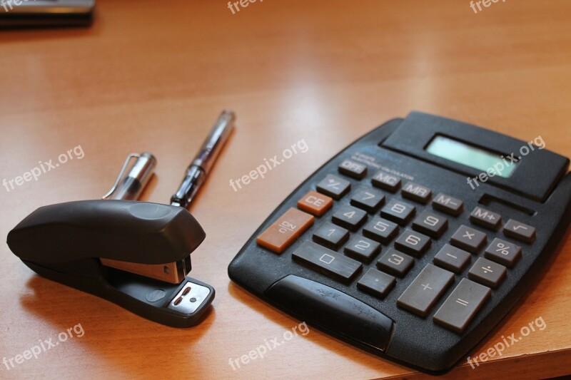 Office Desk Filler Spider Monkey Calculator