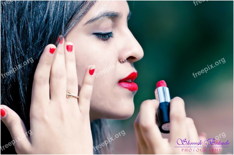 Fashion Portrait Floral Beauty Girl