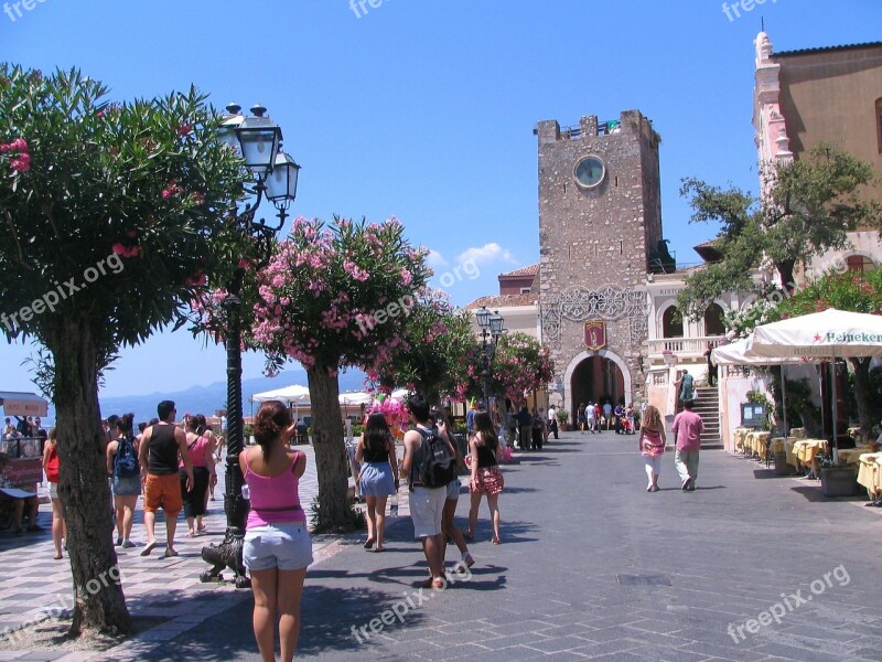 Main Plaza Taormina Sicily Italy Free Photos