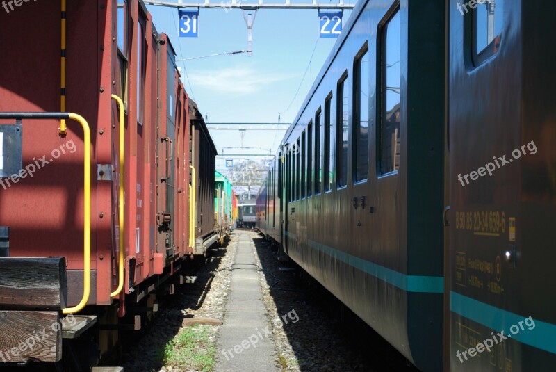 Railways Station Cars Free Photos