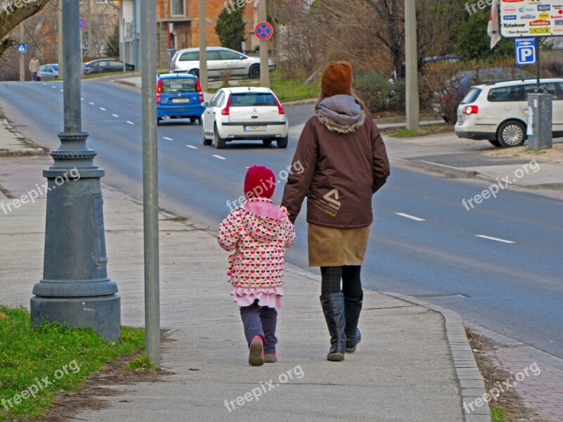 Kid Mammy Walk Child Free Photos