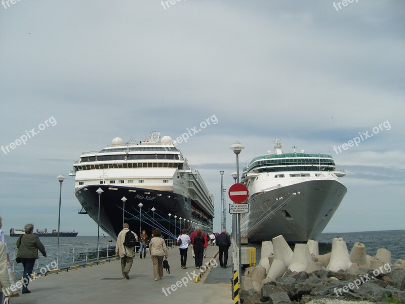 Cruise Ships Sea Holiday Cruise Ship Travel Baltic Sea