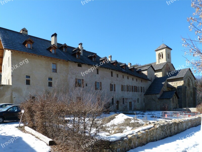 Abbey Cistercian Architecture Perspective Outside