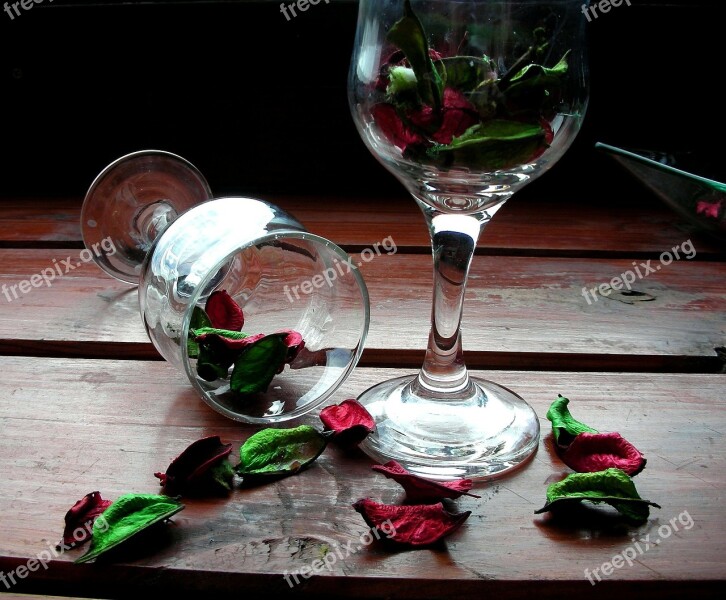 Petals Day Wine Glasses Wooden Desk Green