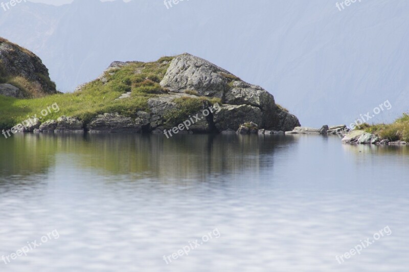 Water Bergsee Alpine Lake Rock Free Photos