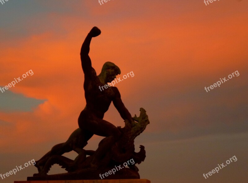 Statue Sunset Light Fight Dragon