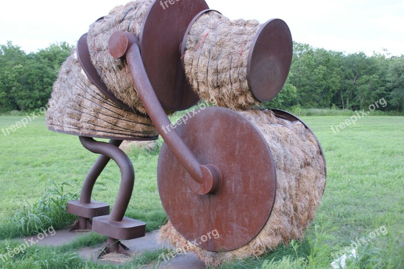 Hay Statue Art Field Rust