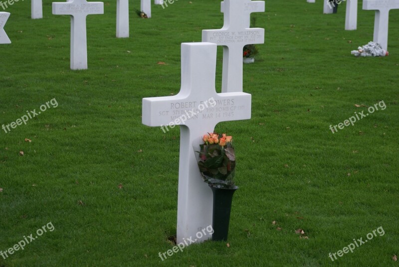 Margraten Cemetery Commemorate Second World War Grave