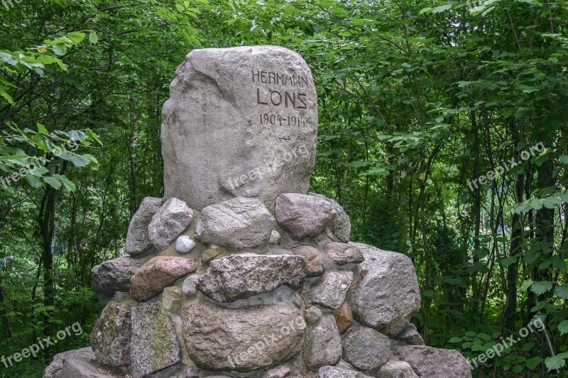 Löns Monument Forest Memorial Gifhorn