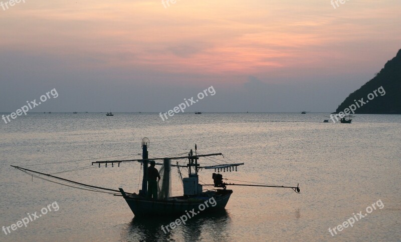 Fisherman Nets Mending Fishing Net Fishnet