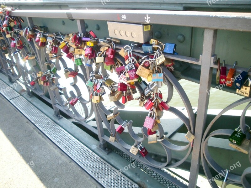 Love Friendship Castles Padlocks Love Locks