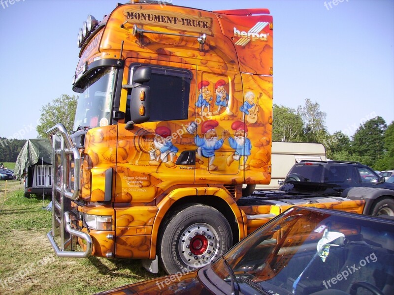 Airbrush Truck Colorful Orange Yellow