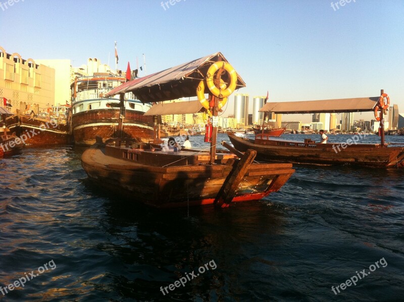 Dubai Boat Crossing Free Photos