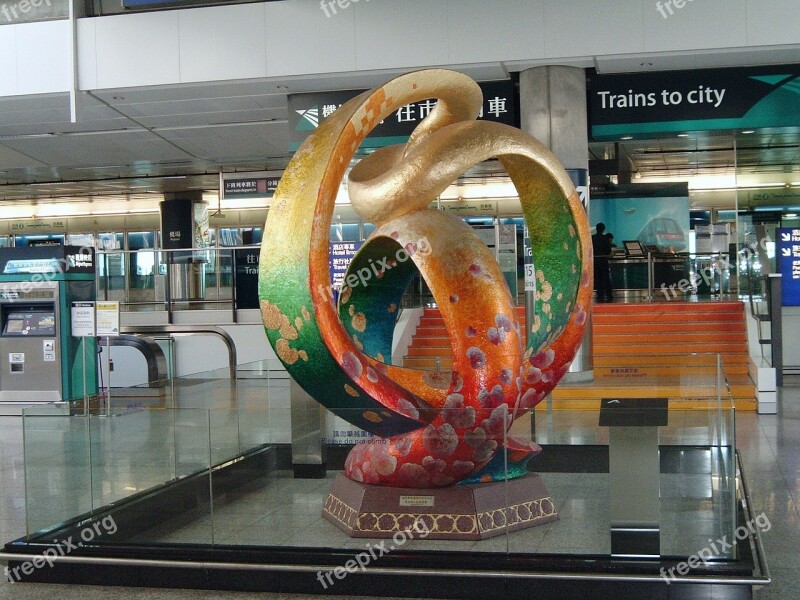 Hong Kong Airport Statue Free Photos