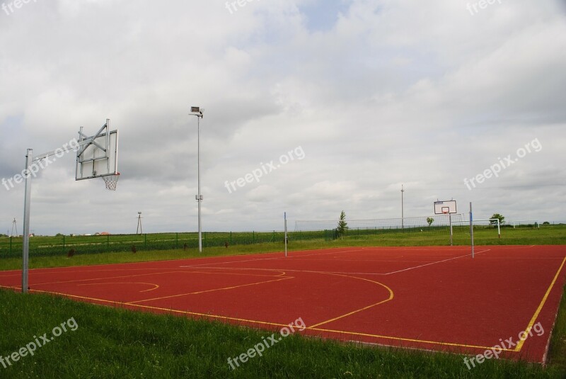 The Pitch Basket The Pitch Into The Trash Basketball Decking