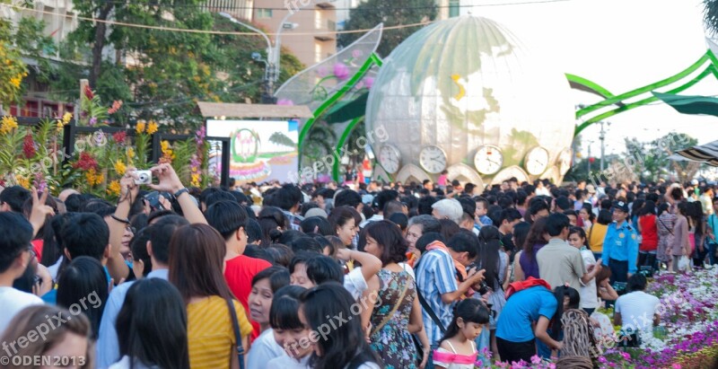 Crowded Square People Street Vietnam