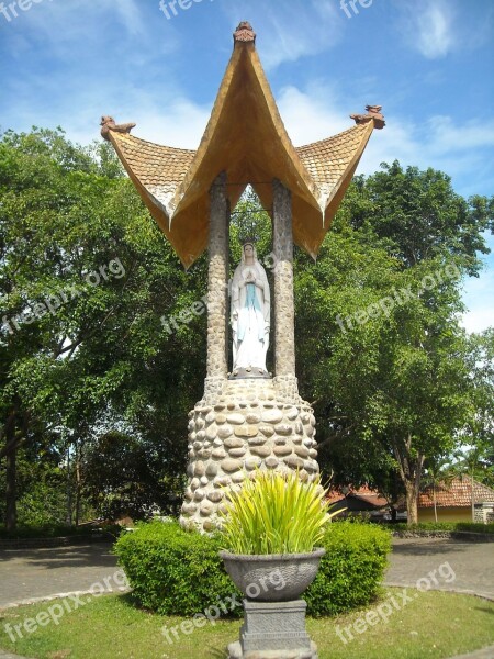 Sculpture Maria Church Catholic Kediri