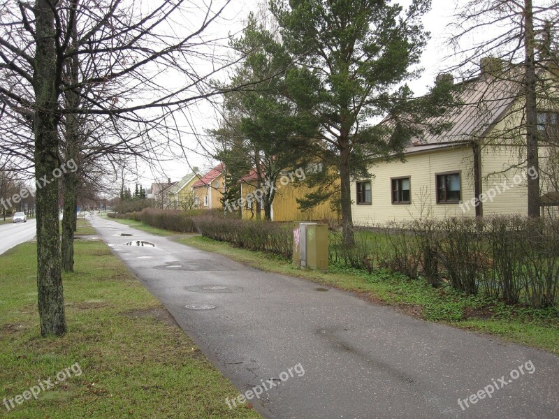 Cycle Path Single-family Houses After The Rain Free Photos