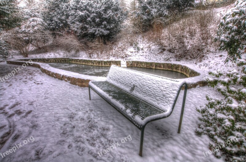 Snow Bank Pond Winter Snowy