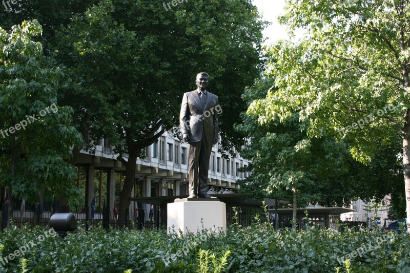 Ronald Reagan Statue Grosvenor Square London Free Photos