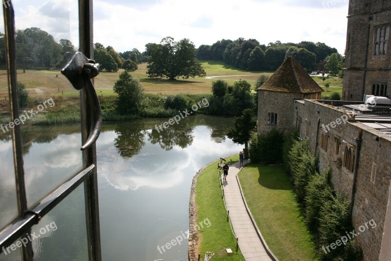 Lake Castle Leeds Castle England Stone Castle