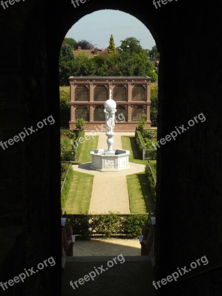 Kenilworth Castle Elizabethan Garden Atlas Fountain Statue