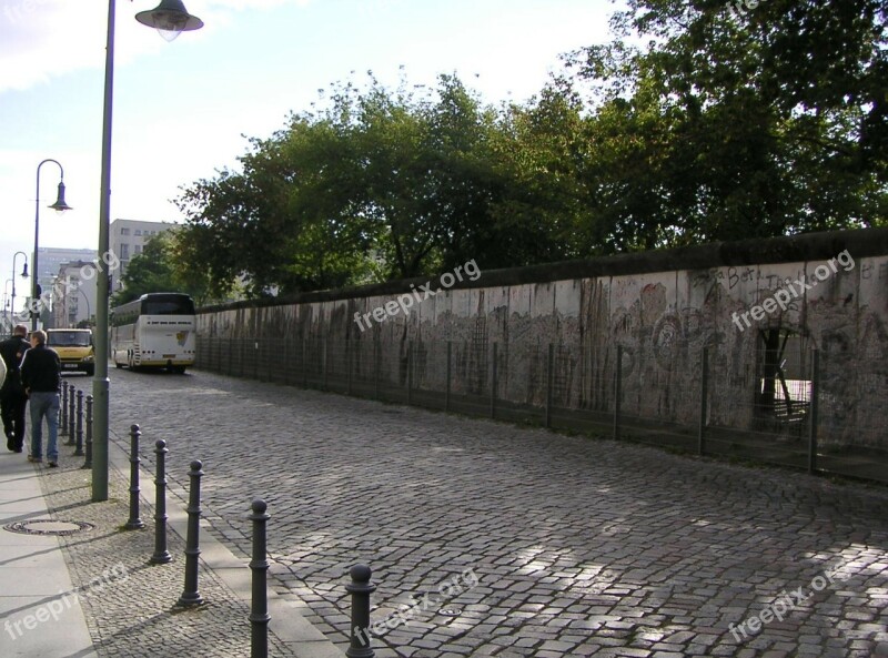 Berlin Wall Fragment Berlin Germany Free Photos