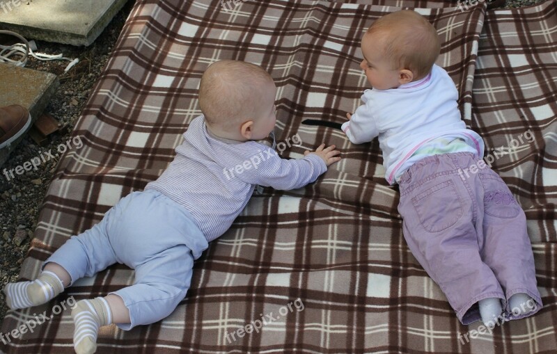 Baby Chat Smalltalk Blanket Concerns