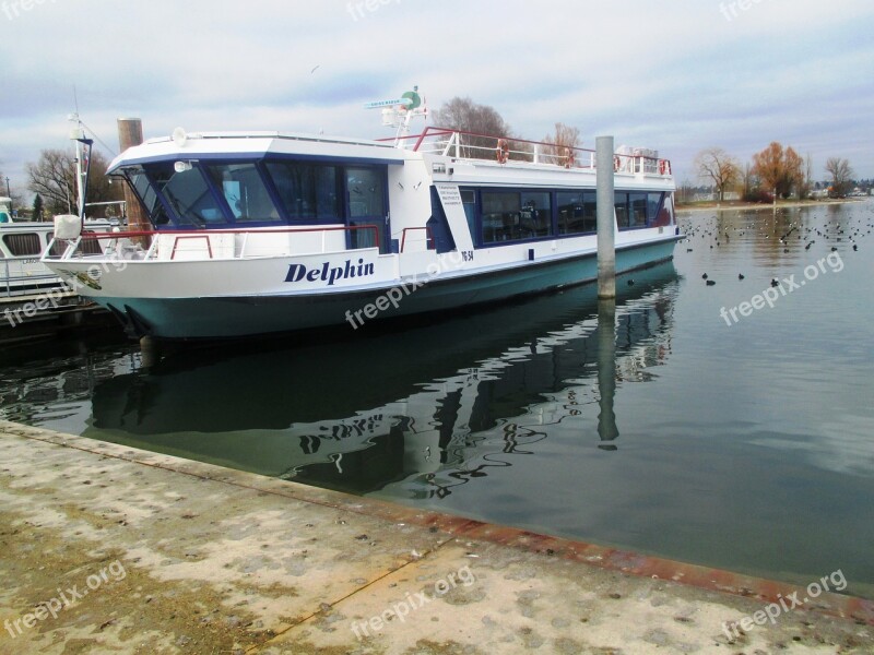 Ship Motor Ship Port Lake Water