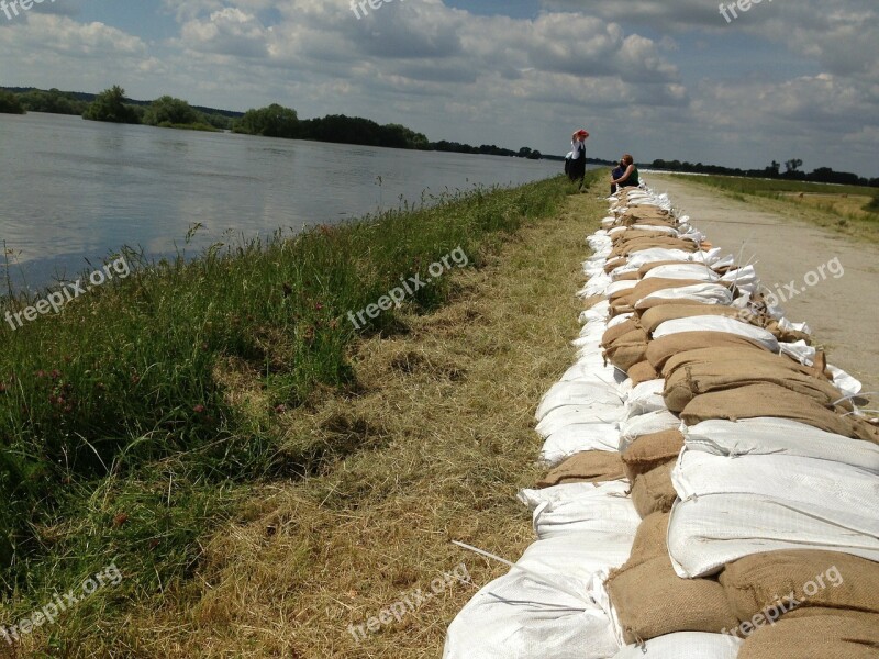 Sandbag Wall Flood 2013 Elbe Ueberschwaemmung Free Photos