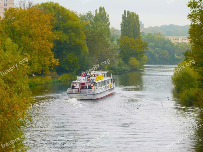 Scenic View River Cruise Beautiful Enjoy