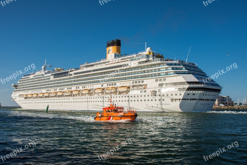 Cruise Ship Costa Favolosa Ship Cruises Warnemünde